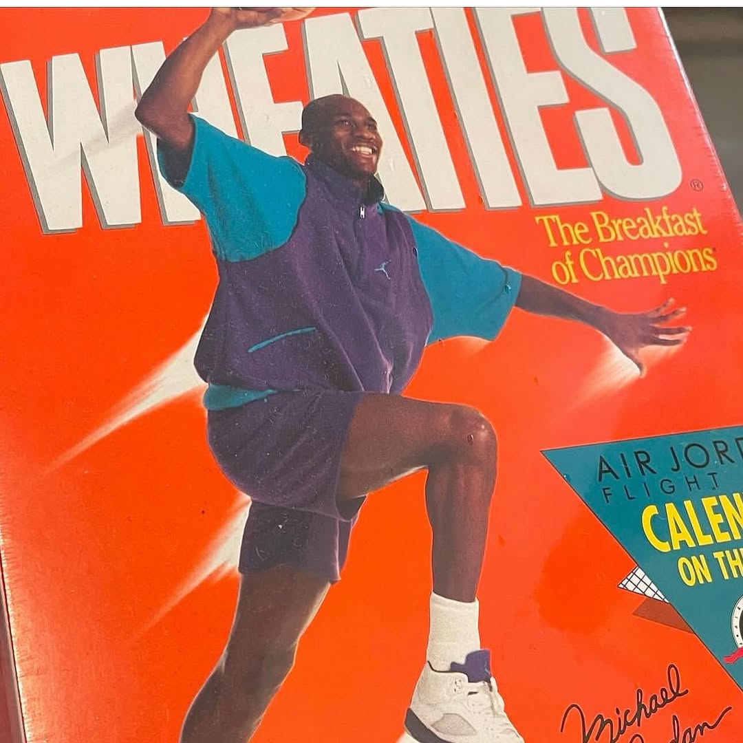JustFreshKicks's tweet photo. Someone found their original “Grape” Air Jordan 5 apparel from 1990 😲🔥🍇 https://t.co/sC9XoIQvsw
