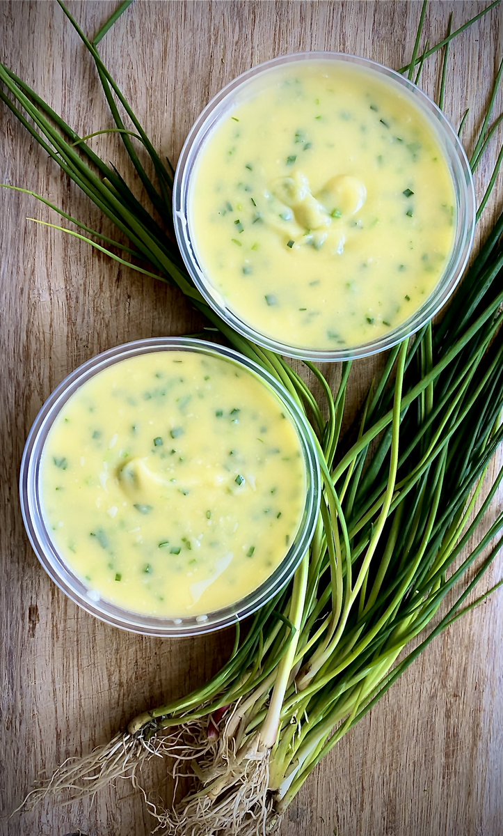 Obzokee's tweet image. When the garden gives you chive and garlic. Butter wid he fass self got involved.