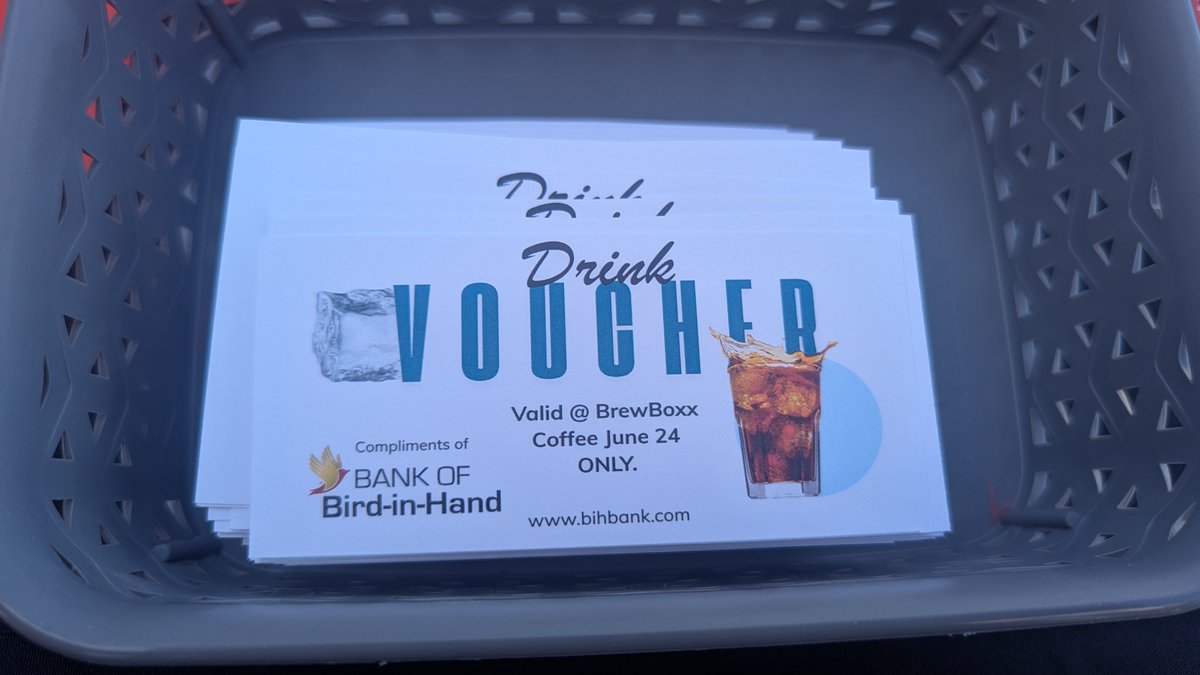 Congratulations to Bank of Bird-in-Hand, which held its official ribbon cutting today for its new gelt bus, which includes 4 new stops in the Lykens Valley area!

It's also adjacent to the Smucker Gardens location in Millersburg, PA, which also includes Brewboxx Cafe!