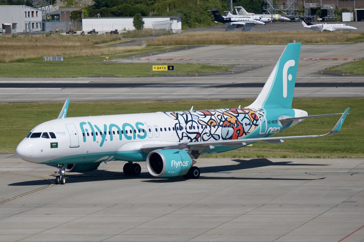 vince_dago's tweet image. Water salute for the first inaugural Flynas flight between Riyadh and Geneva
A320-251N | HZ-NS35 | Flynas (Year of Arabic Calligraphic)
GVA/LSGG🇨🇭24.06.2025