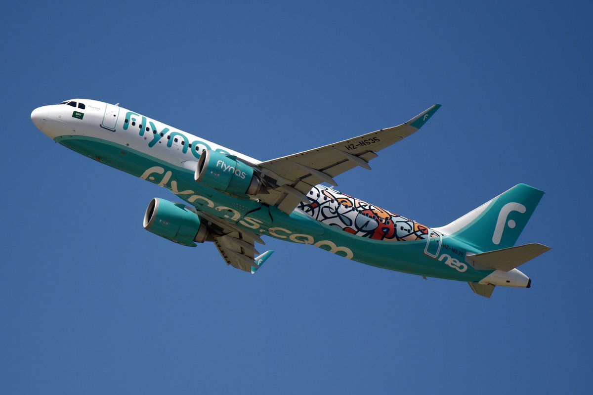 vince_dago's tweet image. Water salute for the first inaugural Flynas flight between Riyadh and Geneva
A320-251N | HZ-NS35 | Flynas (Year of Arabic Calligraphic)
GVA/LSGG🇨🇭24.06.2025