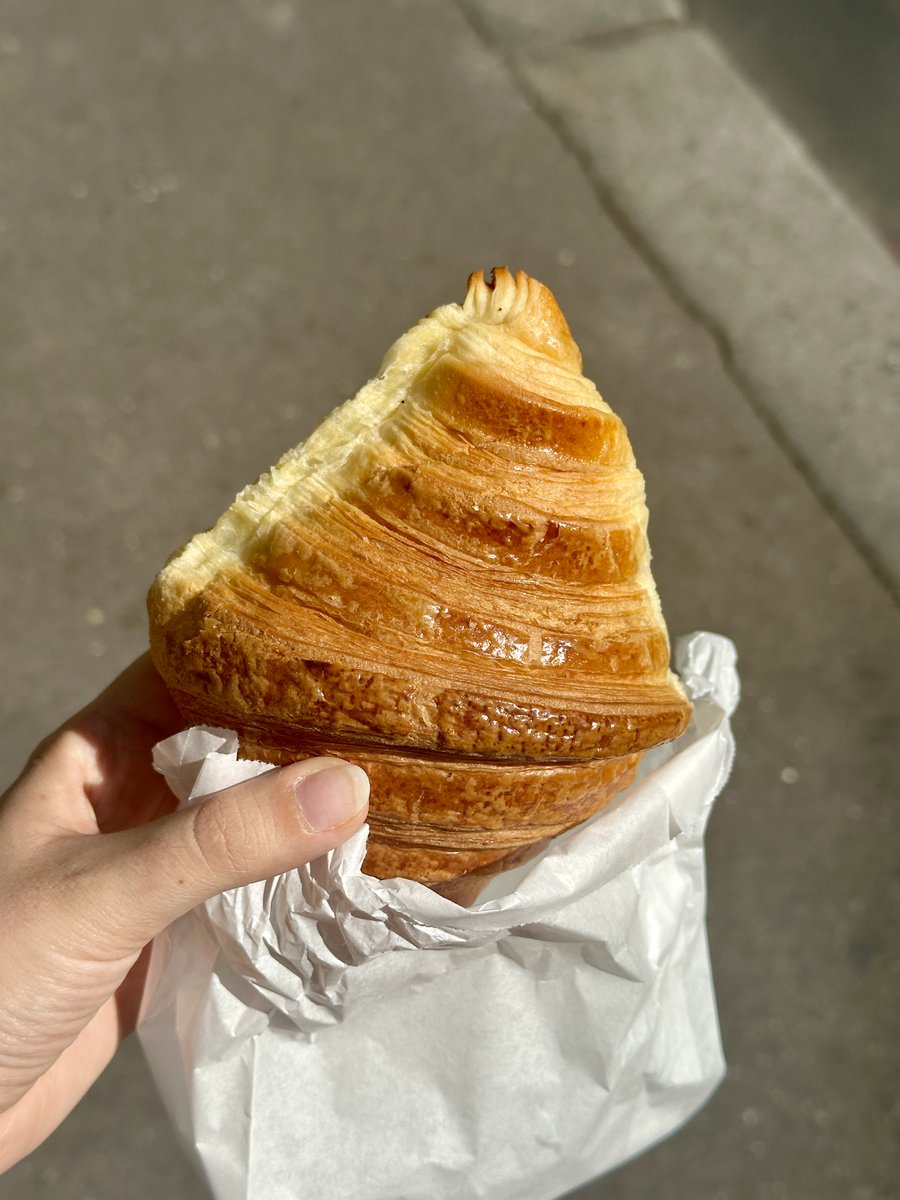 life has been busy lately but it has indeed included croissants, so we all good