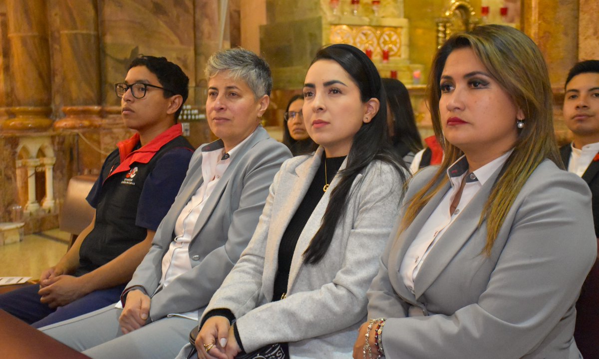 📿𝘾𝙚𝙡𝙚𝙗𝙧𝙖𝙘𝙞𝙤́𝙣 𝙄𝙣𝙩𝙚𝙧𝙪𝙣𝙞𝙫𝙚𝙧𝙨𝙞𝙩𝙖𝙧𝙞𝙖 𝙙𝙚𝙡 𝘾𝙤𝙧𝙥𝙪𝙨 𝘾𝙝𝙧𝙞𝙨𝙩𝙞📿

Nuestra universidad vivió la Eucaristía del Corpus Christi ✝, reafirmando su compromiso con una formación integral basada en la fe y valores cristianos. 💛

#UCatólicaCuenca