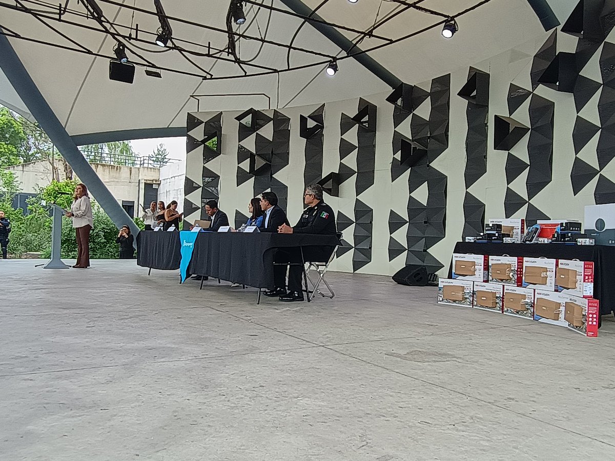 #Zapopan #EscuelaSegura <a href="/ZapopanGob/">Gobierno de Zapopan</a>