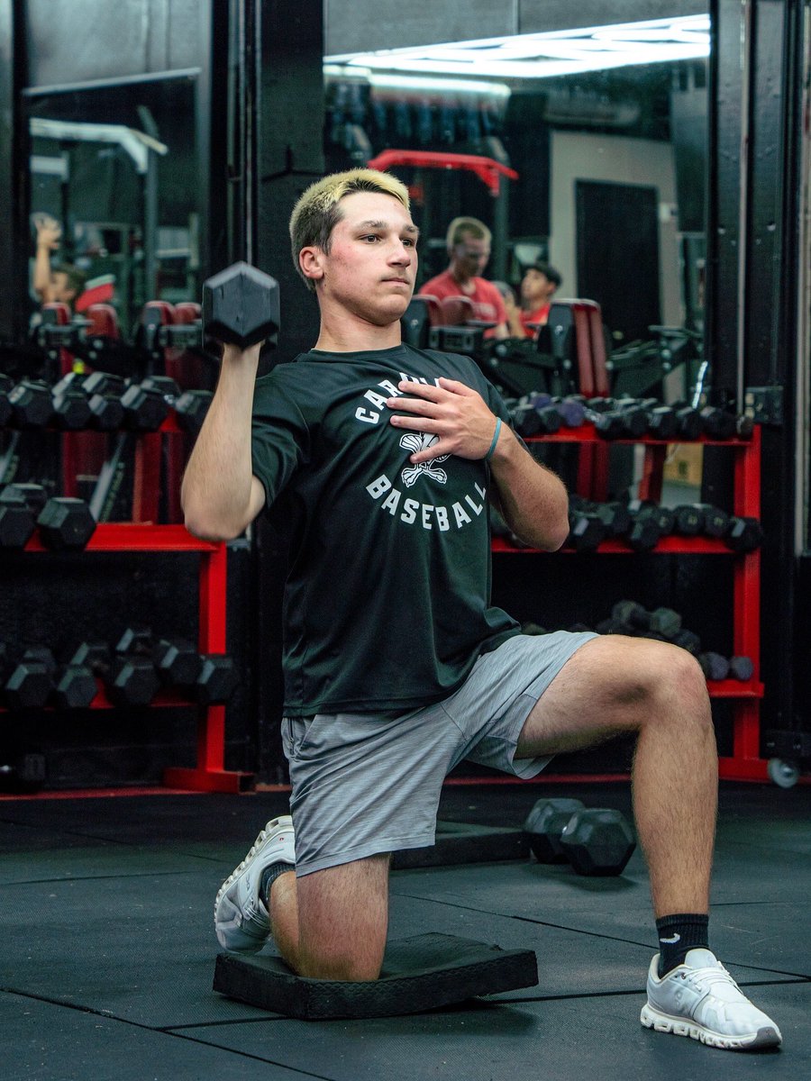 𝐓𝐡𝐞 𝐬𝐮𝐦𝐦𝐞𝐫 𝐠𝐫𝐢𝐧𝐝 𝐢𝐬 𝐨𝐧!🔥

Coach Garcia has been putting in work with our middle and upper school athletes—focusing on strength, speed, and sport-specific training to get ready for the upcoming year. 💪

#GoCards