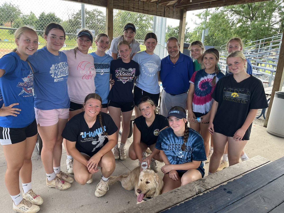 jhawksoftball's tweet image. Thank you to Dr. Jim Coyle for coming and spreading your wisdom to our team!
#ToolsForLife