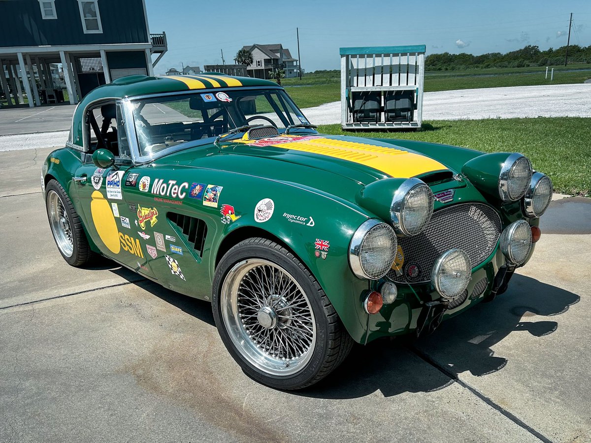 P1Groupe's tweet image. FS: 66’ Austin Healey 3000 MkIII - Hill Climb Spec
💥 REDUCED: $114,900
📍 Texas

$500K+ build: Turbo 3.0L (400hp), T5, Motec, Tilton clutch, alloy body, cage—Pikes Peak-ready! Fresh engine &amp;amp; clutch (’23).

👉 P1Groupe.com
#racecar #hillclimb #PikesPeak #carsforsale