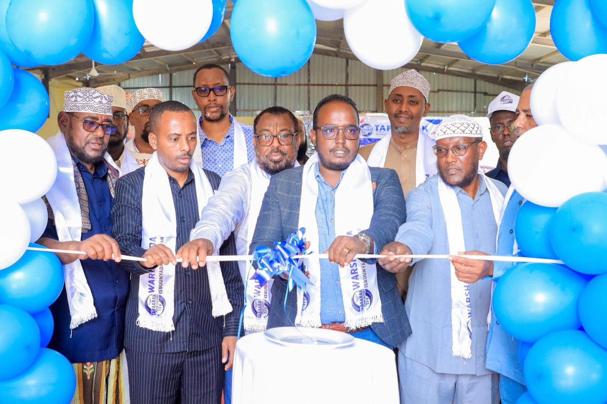 dervish1920's tweet photo. Today, the Minister of Commerce and Industry #SSCKH has launched the #Tabarak foam factory, which has opened in the capital city of #SSC-Khaatumo. This factory will play a crucial role in the local economy and employment.

People of #SSC believe in their government and land. https://t.co/SlNAPOvOX6
