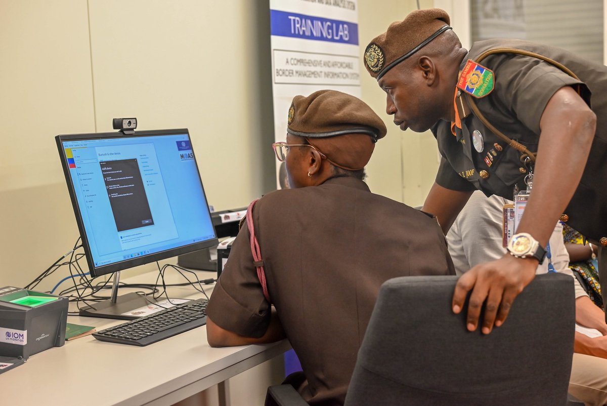Efficient border management is key to facilitating regular pathways, protecting migrants’ rights and enhancing security.

In 2024, IOM trained 245 law enforcement actors in 🇬🇲 contributing to achieving GCM Obj. 11: Manage borders in an integrated, secure and coordinated manner.