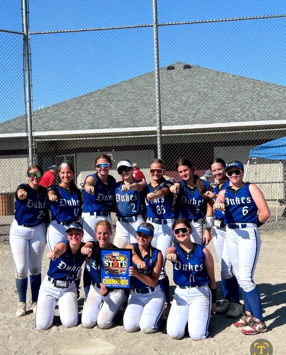 AlexaHawrot2028's tweet photo. Helped my my team win the NSA State Championship this past weekend!  Had a great time hitting and pitching!  Was honored to be selected MVP!!  Highlights: Batting Avg .625. Pitching: 12 ip with 15 strike outs.  2.9 ERA. 73.53 FPSO. Cannot wait for next weekend!! https://t.co/gYC4MWek3N