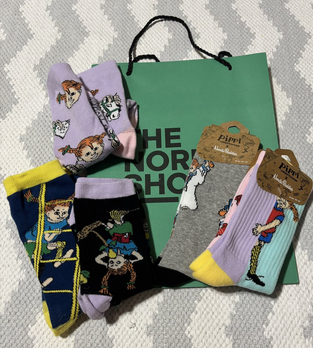 ノルディックパビリオンで販売している『長くつ下のピッピ』の靴下