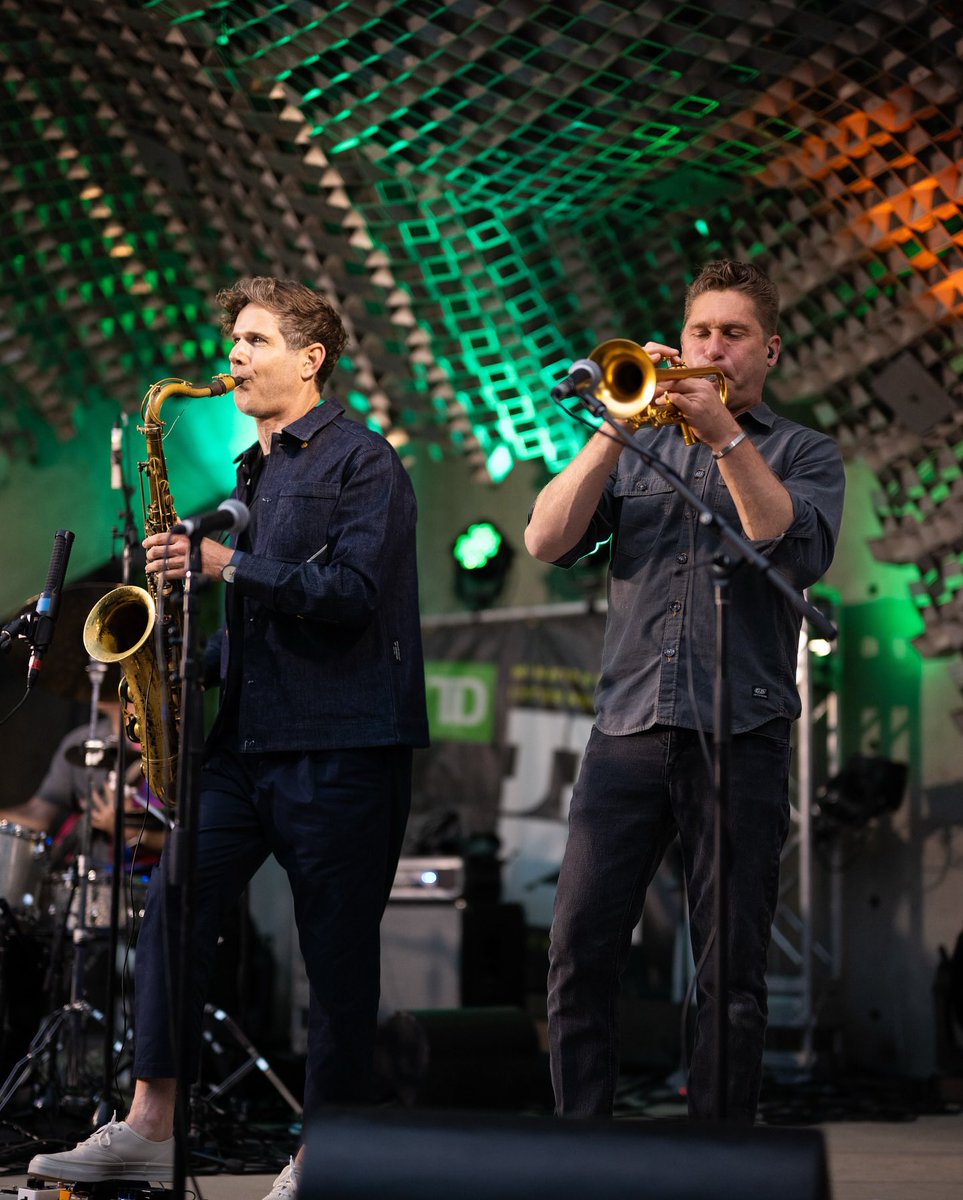 We’re having a blast in Canada so far! We’ll be at the Toronto Jazz Fest on June 25 + 26 — come check us out! Ticket link at Kneebody.com/tour! @torontojazzfest 

Photos courtesy of Jazz Winnipeg (Sullivan.photo) and Vancouver jazz Fest