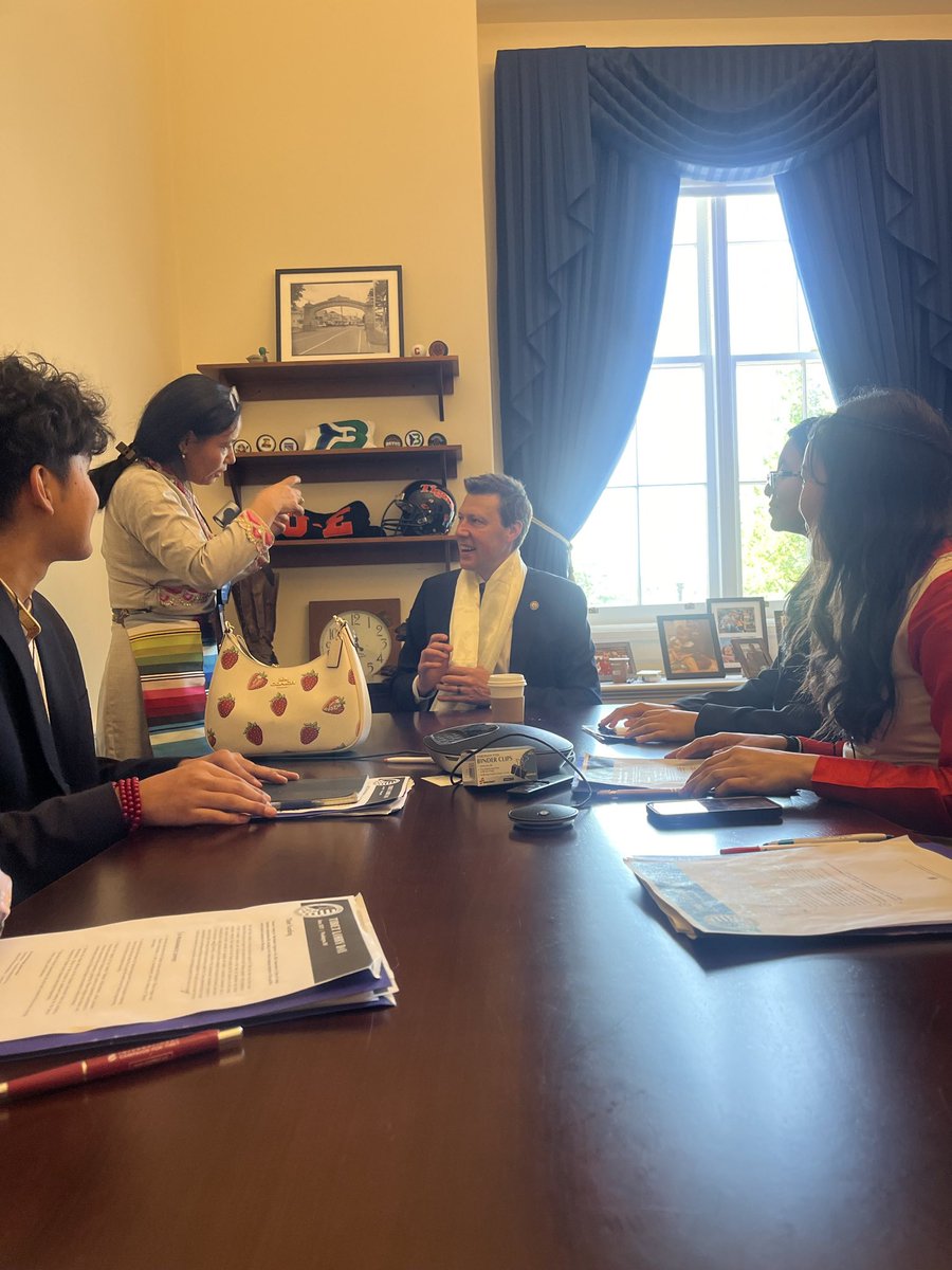 Proud to meet with members of Ithaca’s Tibetan community. 

I will always support Tibetans’ right to self-determination and oppose the Chinese Communist Party’s violations of human rights and religious freedom.