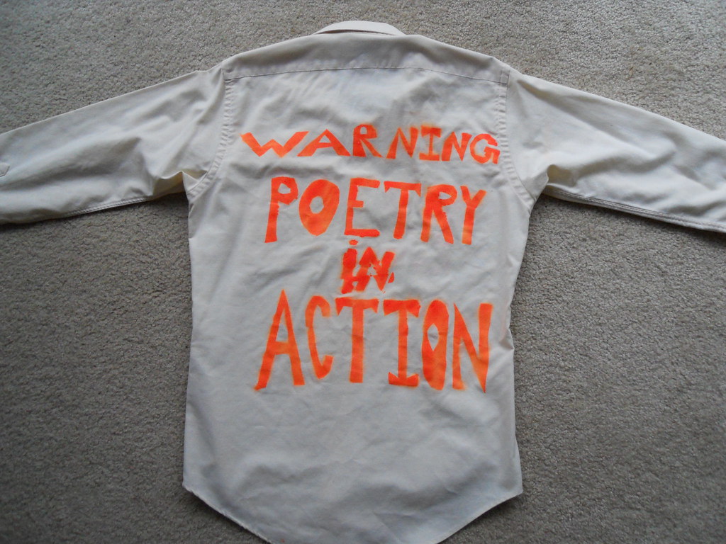 AndorraLibrary's tweet image. TODAY for Tweens &amp;amp; Teens at 4pm!

Bring a poem then create a digital design based on the emotions the poem evokes to be permanently pressed onto a garment.

Must bring own garment of cotton, polyester, or denim (heat-safe tee, jeans, tote, etc.).