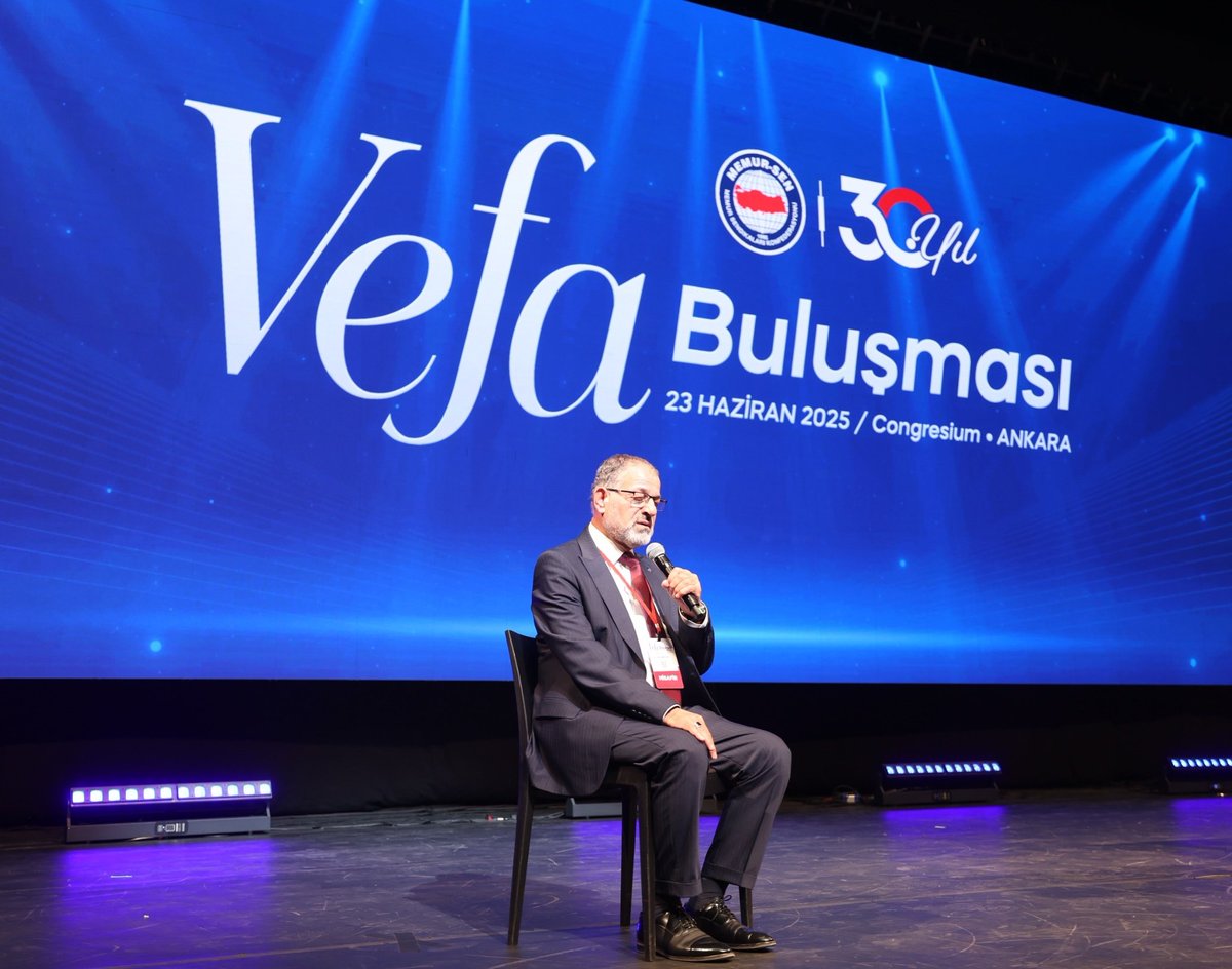 Memur-Sen 30 Yaşında

 Cumhurbaşkanımız Sayın Recep Tayyip Erdoğan’ın teşrifleriyle gerçekleştirilen Memur-Sen 30. yıl Vefa Programına Emekli Memur-Sen başkanımız Ali Küçükkösen katıldı.