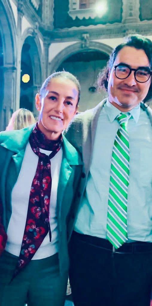 Obed_Olivares's tweet image. 🎂🥳Feliz Cumpleaños a Nuestra querida Presidenta Claudia Sheinbaum Pardo @Claudiashein. 🥳
Muchas Felicidades Querida PresidentA🚺.