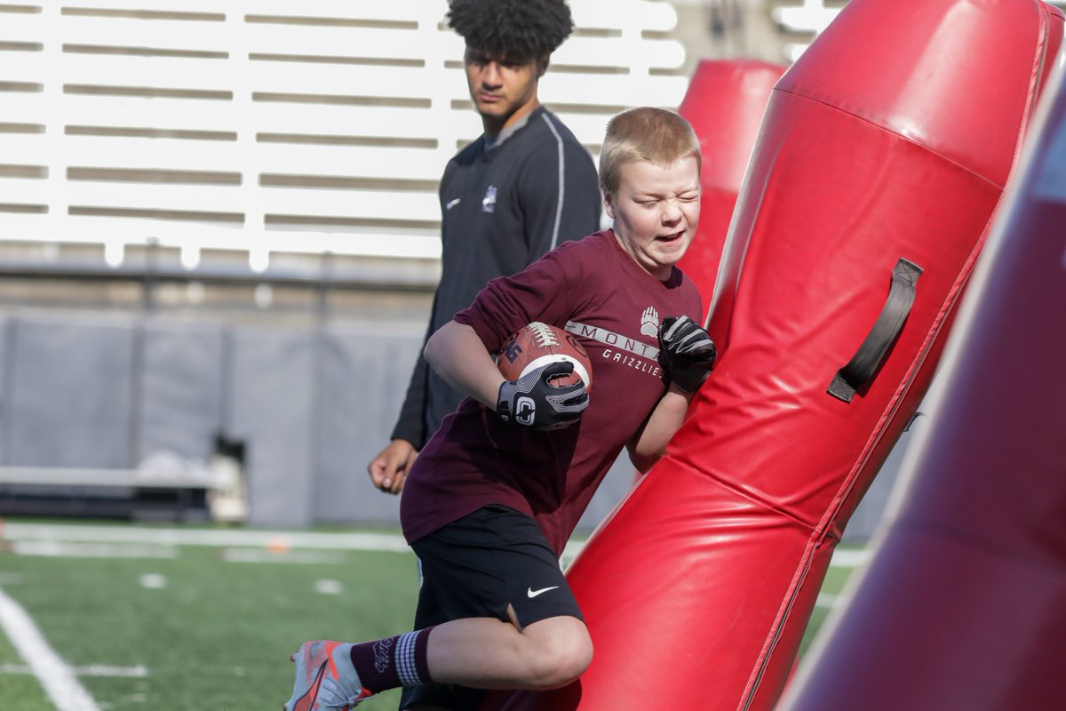MontanaGrizFB's tweet photo. Another week of fun at Griz kids camp! π
#FutureGriz https://t.co/hYPuaoedyz