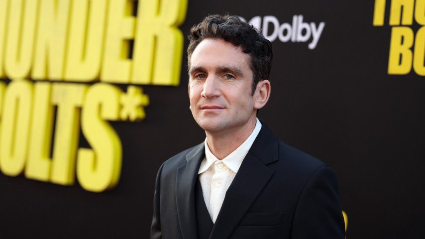 Deestrenomx's tweet image. ¡VAN A DESPERTAR LOS MUTANTES! 🧬🚨
#RyanCoogler confirmó que #JakeSchreier dirigirá la peli de los #XMen para el #UCM 🎥
¿Tienes algún cast ideal para Wolverine, Cyclops o Storm? 👀🔥
¡Se viene algo gigante!