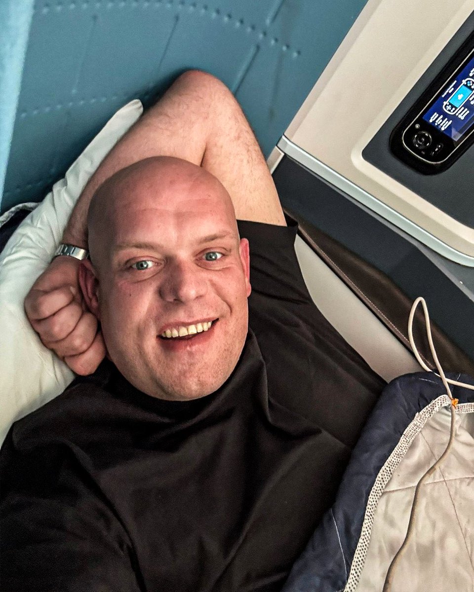 𝗠𝗜𝗖𝗛𝗔𝗘𝗟 𝗩𝗔𝗡 𝗚𝗘𝗥𝗪𝗘𝗡 𝗥𝗘𝗧𝗨𝗥𝗡𝗦 🎯🔥🙌

🇳🇱 MVG returns to darting action after a months break at this weekends US Darts Masters 💥