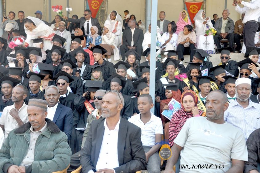Mai-Habar Technical School Graduates 140 Students

Mai-Habar Technical School today graduated 140 students, including 58 females. The graduates completed two years of theoretical and practical training in auto mechanics, electricity, metal and woodwork, plumbing, and