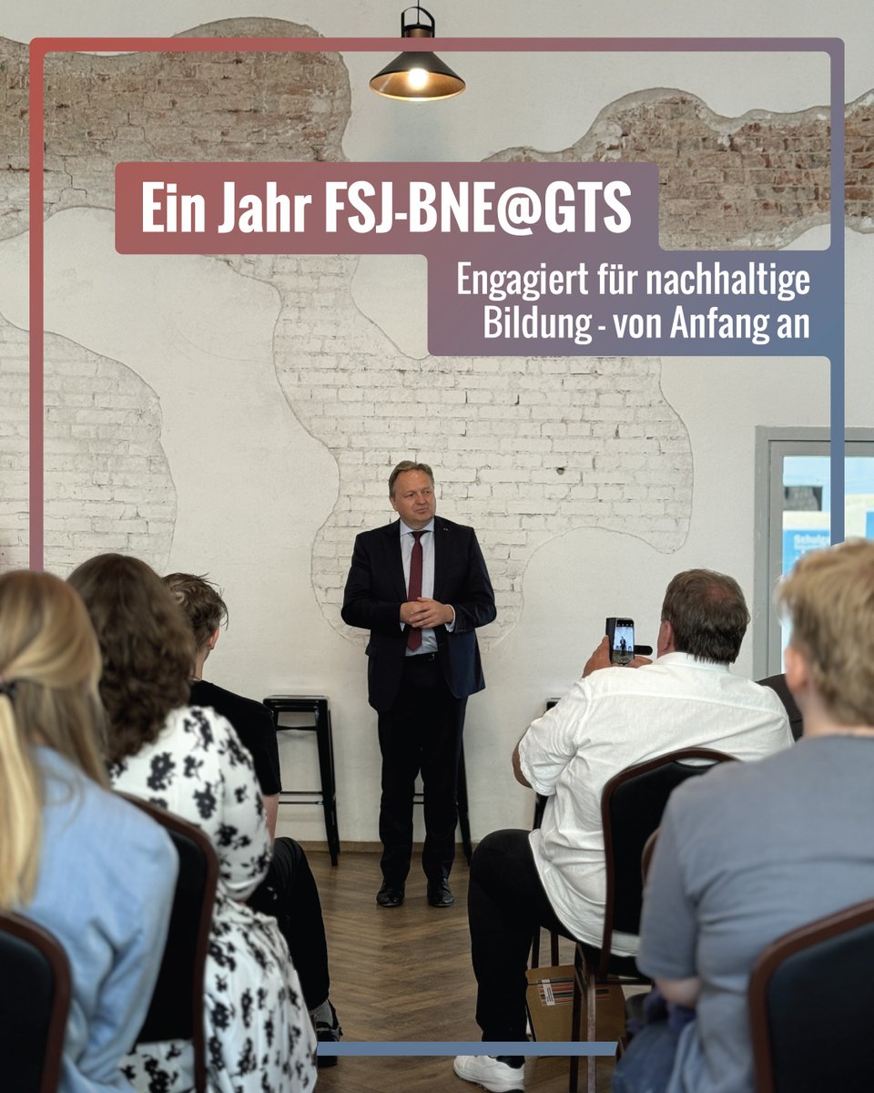 Ministerium für Bildung des Landes Sachsen-Anhalt (@mbsachsenanhalt) on Twitter photo 🌱Ein Jahr #FSJ für #BildungFürNachhaltigeEntwicklung an Ganztagsschulen: Heute ging’s um Bilanz & Perspektiven. Staatssekretär <a href="/boehmju/">Jürgen Böhm</a>: „Danke an das <a href="/drk_lvsa/">DRK Sachsen-Anhalt</a> – solche Träger machen Engagement am Menschen & für die Gesellschaft erst möglich.“ mehr unter lsaurl.de/v2oo6f 🌱Ein Jahr #FSJ für #BildungFürNachhaltigeEntwicklung an Ganztagsschulen: Heute ging’s um Bilanz & Perspektiven. Staatssekretär <a href="/boehmju/">Jürgen Böhm</a>: „Danke an das <a href="/drk_lvsa/">DRK Sachsen-Anhalt</a> – solche Träger machen Engagement am Menschen & für die Gesellschaft erst möglich.“ mehr unter lsaurl.de/v2oo6f