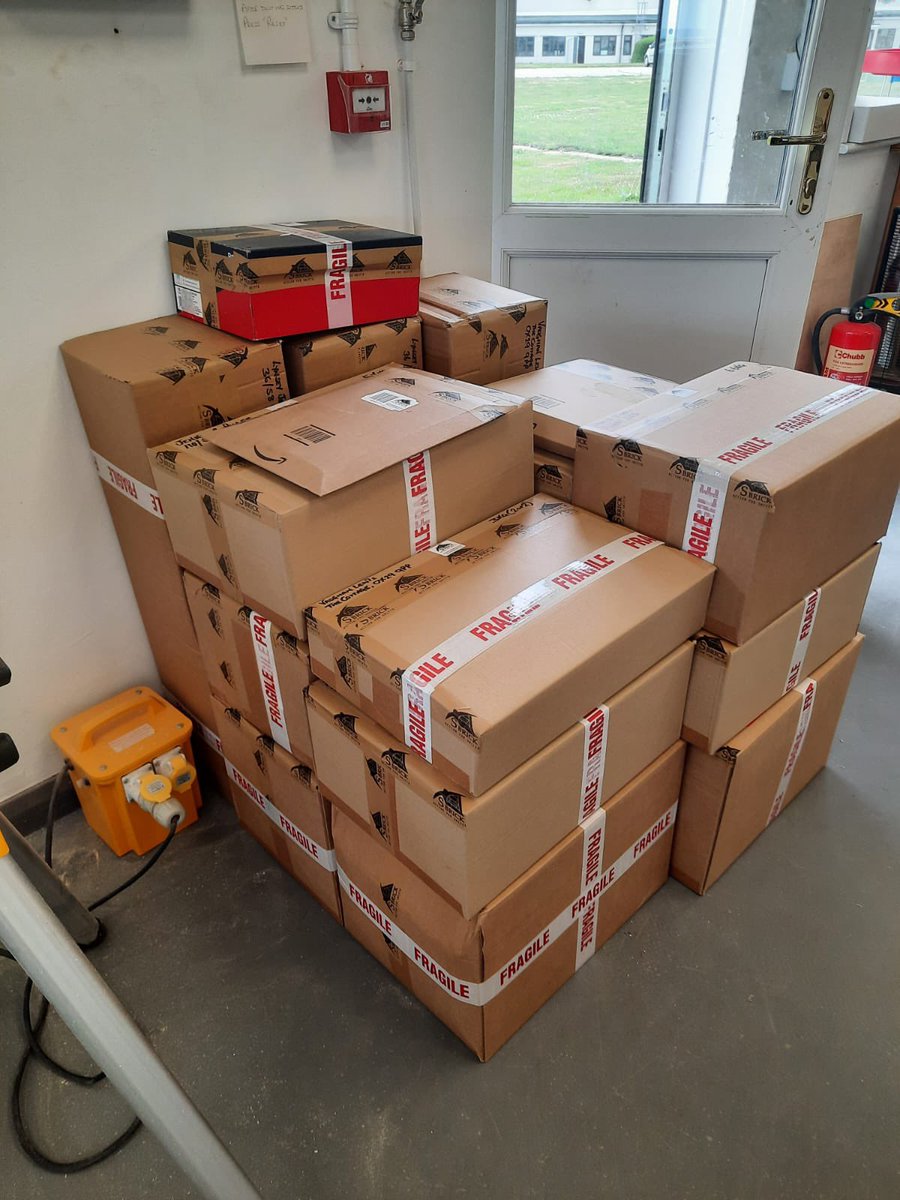 🧱 🐦 Jim and Gary have been super busy in the workshop this week!
These are a special order for Weston Homes, Orchard Park in Cambridge.  
Orchard Park is a state of the Art student accommodation project and these S Bricks will ensure that swifts have a home there too! 🐦 🧱