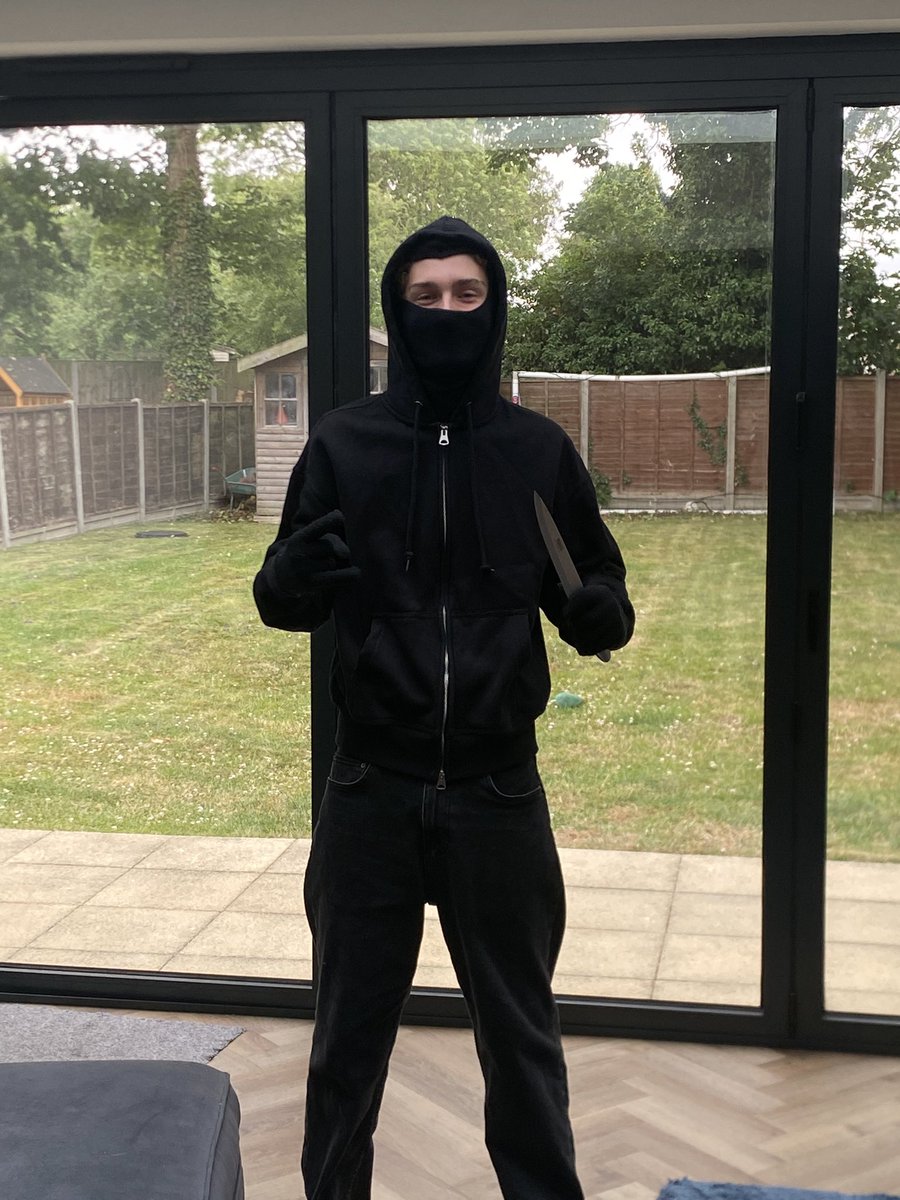 MushyPeaProductions tweet media