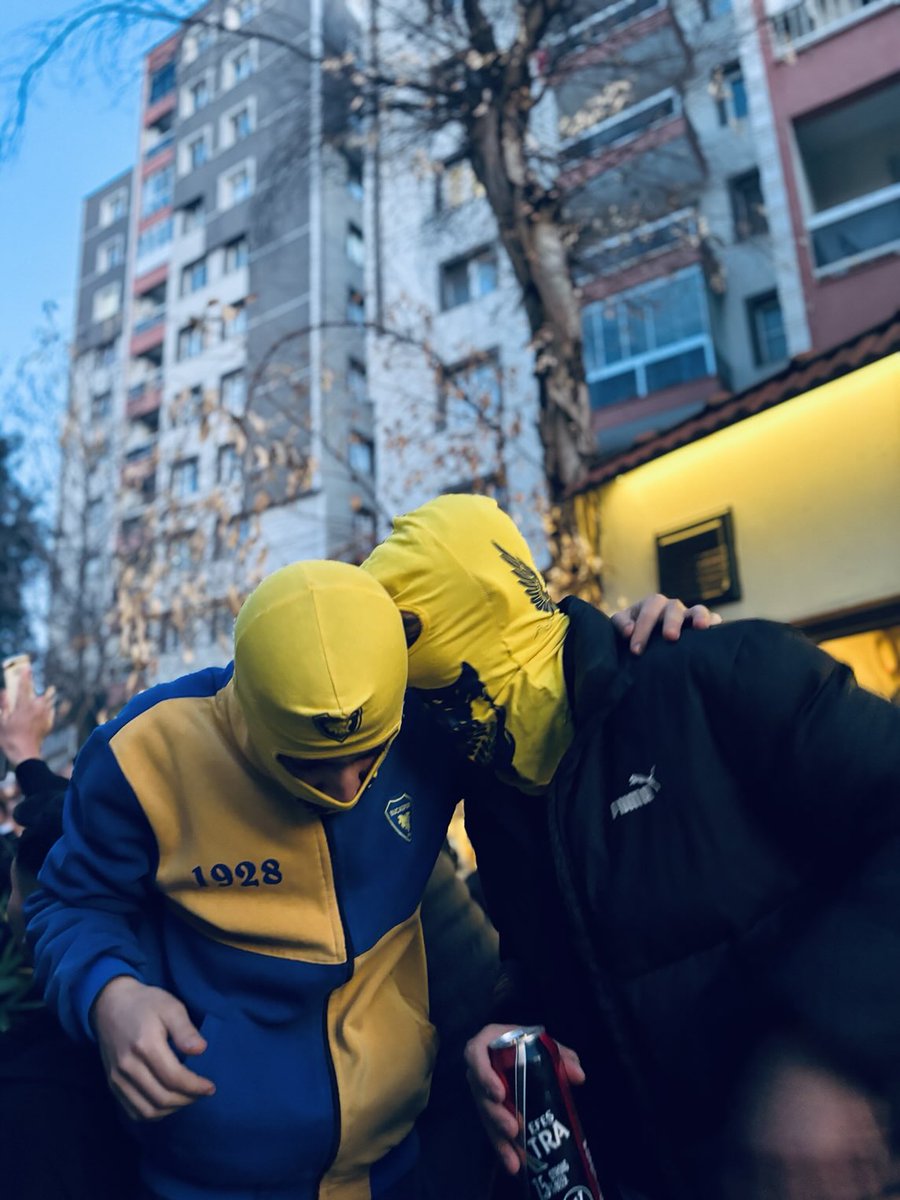 Menfaat caddesinde bulmadım ki çile yokusunda terkedeyim #vazgeçmemasla