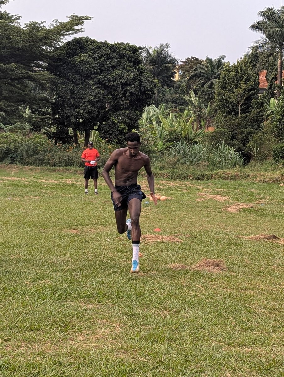 RfcEagles's tweet image. Feels good to be back 💪🏻

#Jabbar | #UpTogether | #KR10 
Visit @kampaniSBC12