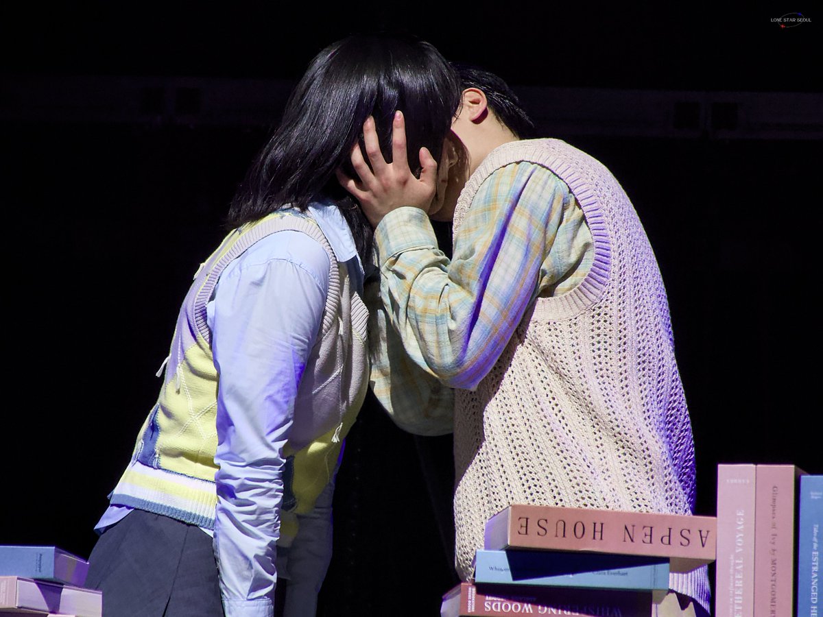 lonestarseoul's tweet photo. 250619 BIBI 1st World Tour [EVE] in Irving

ㅇㅅㅇ

#BIBI #비비 #김형서 #BIBI_WorldTour #EveFirstWorldTour https://t.co/h9VBatxaTU