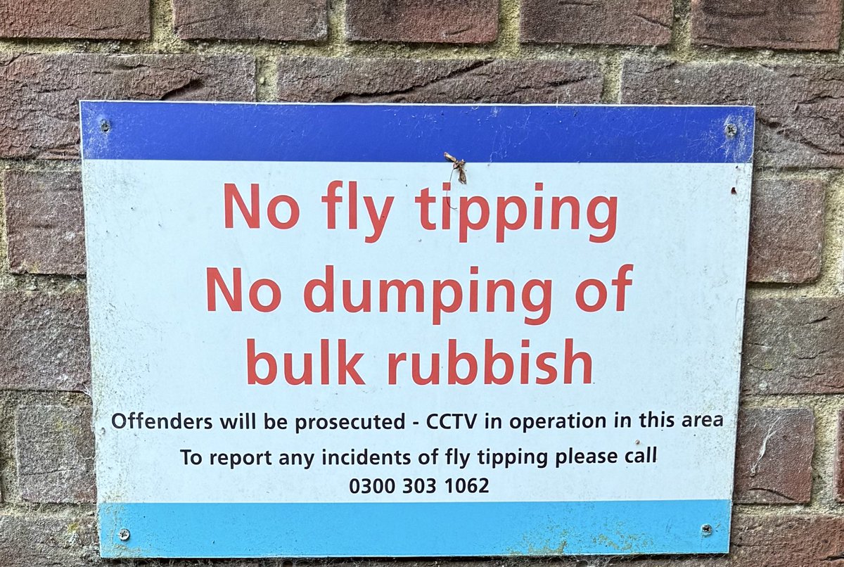 Food4Lan's tweet photo. @SouthernHsg_UK fly tipping on Dowding Drive SE9, Kidbrooke. Been there over a week. 
Properties owned by Southern Housing https://t.co/83mrJqPtR2