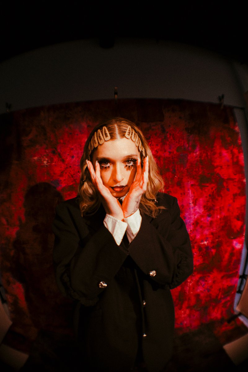 Verite's tweet photo. the lost era https://t.co/AxDoAy4Od8