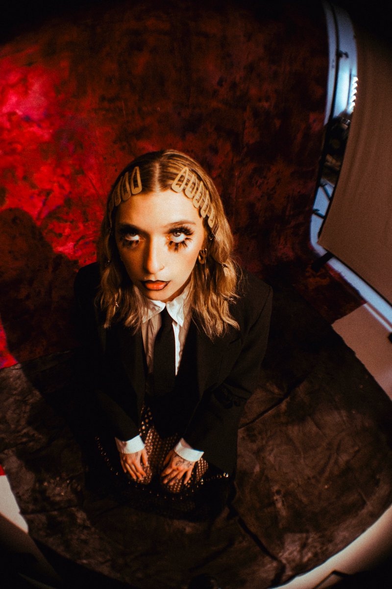 Verite's tweet photo. the lost era https://t.co/AxDoAy4Od8