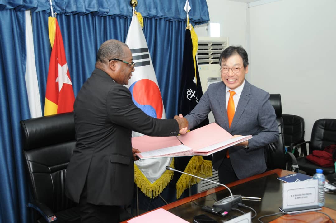 Bientôt le démarrage du projet conjoint de la KOICA intitulé « Améliorer l'accès équitable et durable à un ensemble intégré de services essentiels pour les enfants du nord du Togo au moyen d’une approche de cohésion sociale »planification.gouv.tg/signature-du-p…