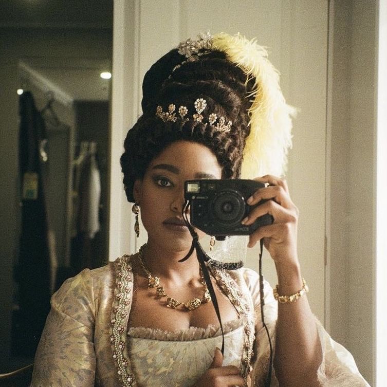 WAKE UP, ARESMA THOMAS IS COMING BACK ON OUR SCREENS FOR QUEEN CHARLOTTE SEASON 2!!?!! 😭😭