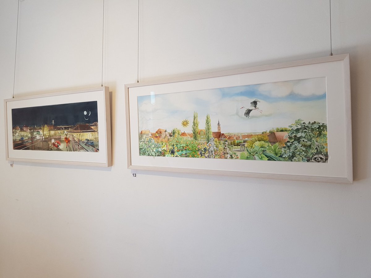 Neben der #Sonderausstellung "Bilder einer Stadt" 🖼 ist in den Museen im Alten Schloss auch die Sonderausstellung "Meine Heimat" des Künstlers 👨‍🎨 Peter Pabst zu sehen - extra für das Neustädter Heimatfest im Juli! 🤩 #Ausstellung #Museum #MuseenEntdecken #Franken #VisitFranconia