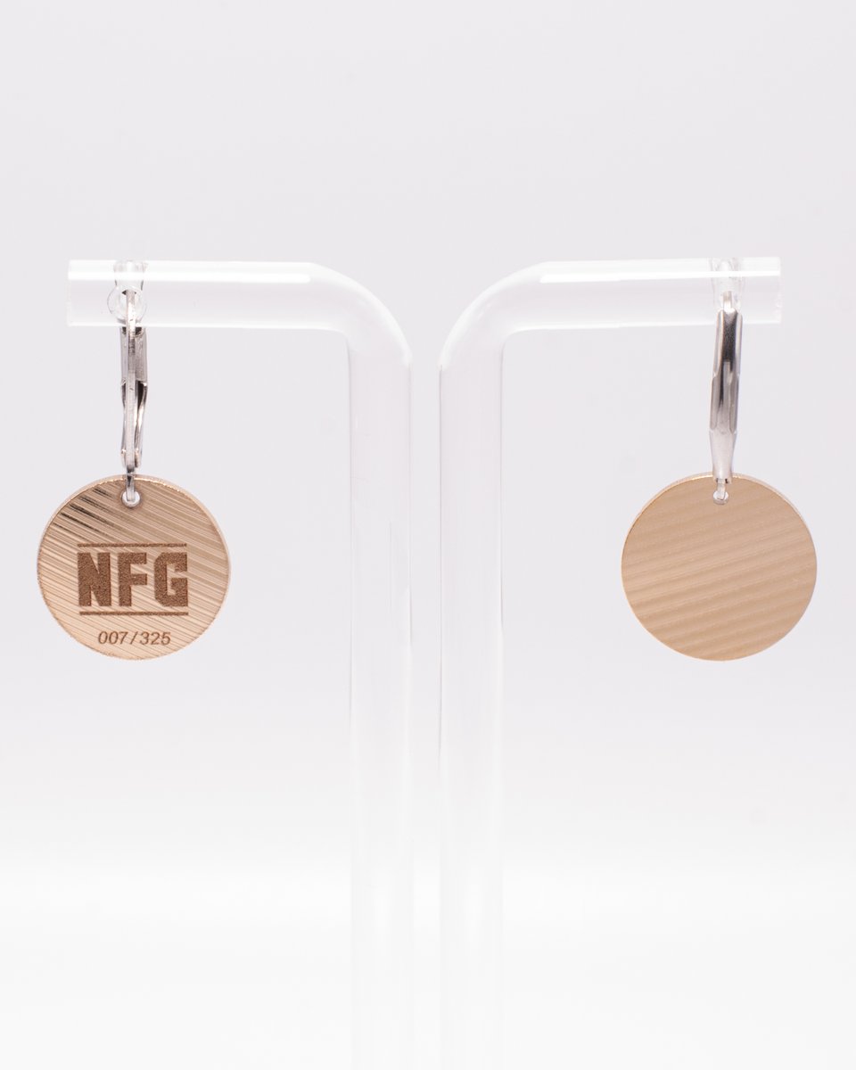 New Found Glory (@newfoundglory) on Twitter photo 🚨Today’s the day!🚨 We teamed up with Cymbals For Change to manufacture custom-engraved, limited necklaces + earrings from one of Cyrus’ cymbals from the Catalyst 20 Years Later Tour.
A portion of every sale is donated to the <a href="/AmericanCancer/">American Cancer Society</a> Society: cymbalsforchange.band/artists/new-fo… 🚨Today’s the day!🚨 We teamed up with Cymbals For Change to manufacture custom-engraved, limited necklaces + earrings from one of Cyrus’ cymbals from the Catalyst 20 Years Later Tour.
A portion of every sale is donated to the <a href="/AmericanCancer/">American Cancer Society</a> Society: cymbalsforchange.band/artists/new-fo…
