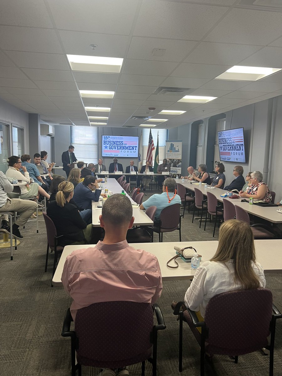 chamberworc's tweet image. We’re here at the special Business and Government Forum with the @PioneerBoston examining the impact of the Board of Elementary and Secondary Education’s decision to impose a lottery-based admissions system on vocational technical schools. #voctech