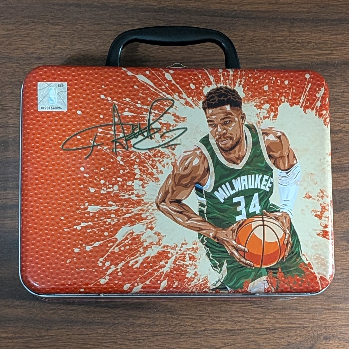 Day 1 of the #UniquelySummer25 Stack Sale this evening!

Basketball 🏀 posts will begin dropping at 7pm Eastern -- hope to see you there

As an added bonus... One RTer of this tweet will have their stack shipped in this Giannis lunchbox 👀. RT and claim to enter this giveaway!