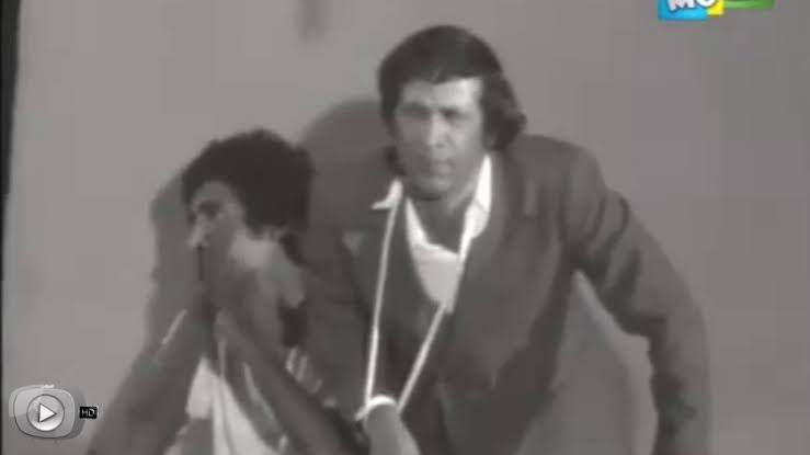 اللى بيقول العرب مابيتفقوش ..
اه يا كذاب يا مدلس 
اتفقوا قبل كده ضد العراق 
واتفقوا ضد غزة 
واتفقوا ضد لبنان واليمن
ودلوقتى بيتفقوا ضد ايران 

اتفاق ده ولا مش اتفاق يا متعلمين يا بتوع المدارس ؟!