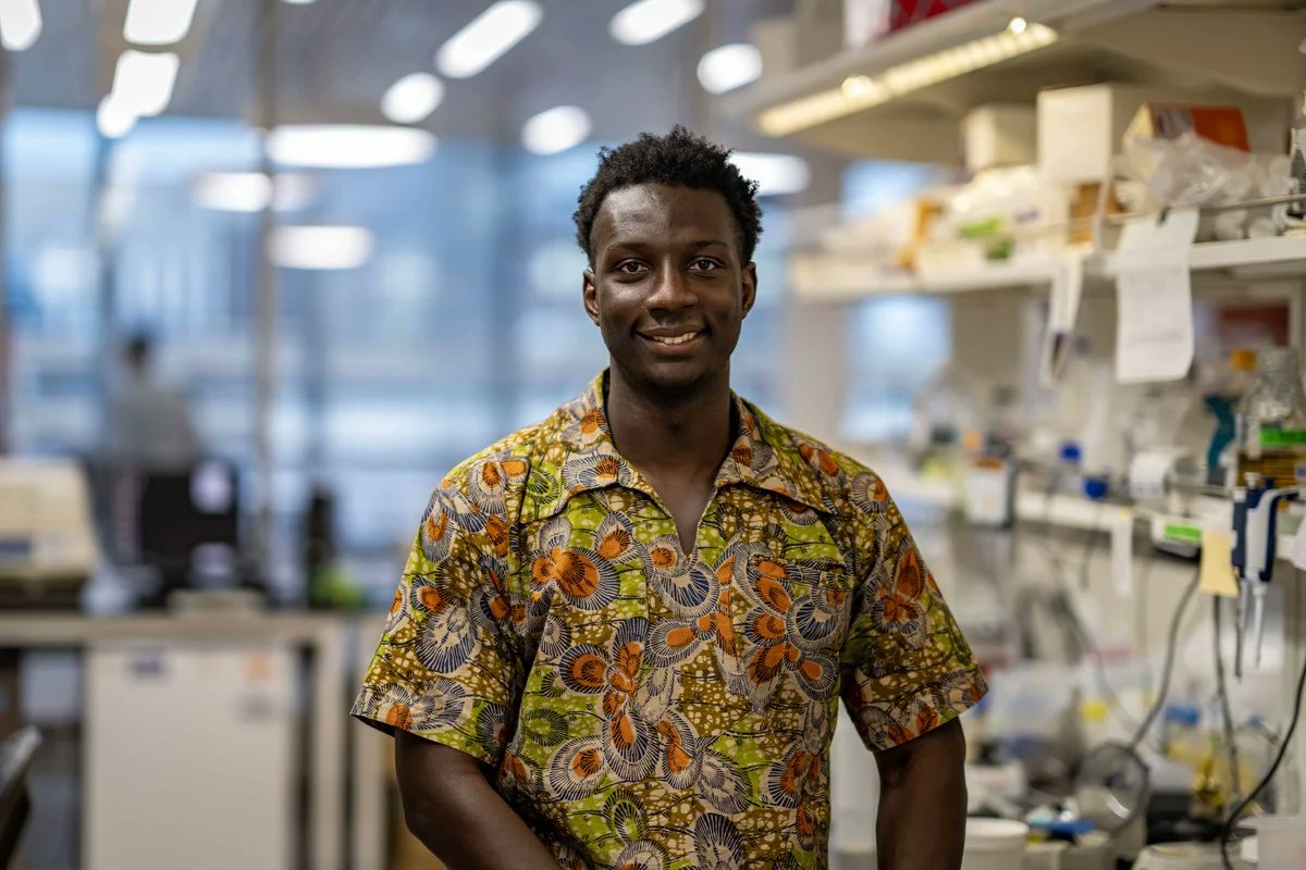 WashUGenetics's tweet image. Congratulations to our postdoctoral researcher Wesley Saintilnord on being selected as a #JCCFellow! The JCC Fund supports groundbreaking science by the most promising postdoctoral fellows working in cancer and human disease research.
jccfund.org/blog/the-jane-…