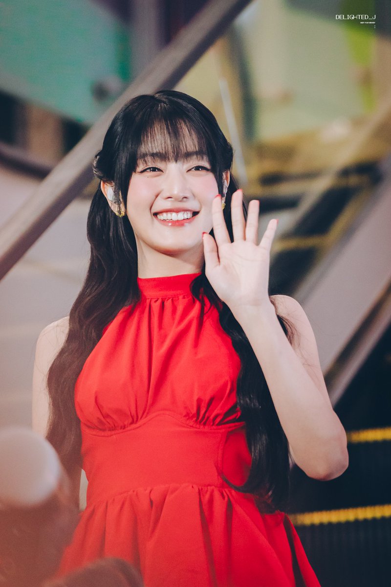 Delighted_J's tweet photo. ผ่านมา 7 ปี ไหนลองใช้พรีเซตเดิม 🥹🥹 #Minnie #민니 https://t.co/doKCz99dOW