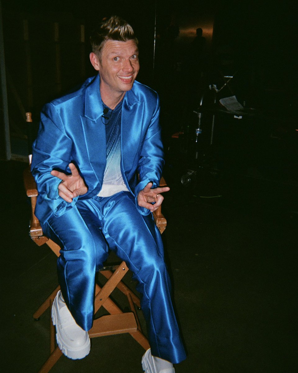 backstreetboys's tweet photo. Millennium 2.0 on film (and by film we mean 1999 era disposable cameras) https://t.co/9TxkC3mhZf