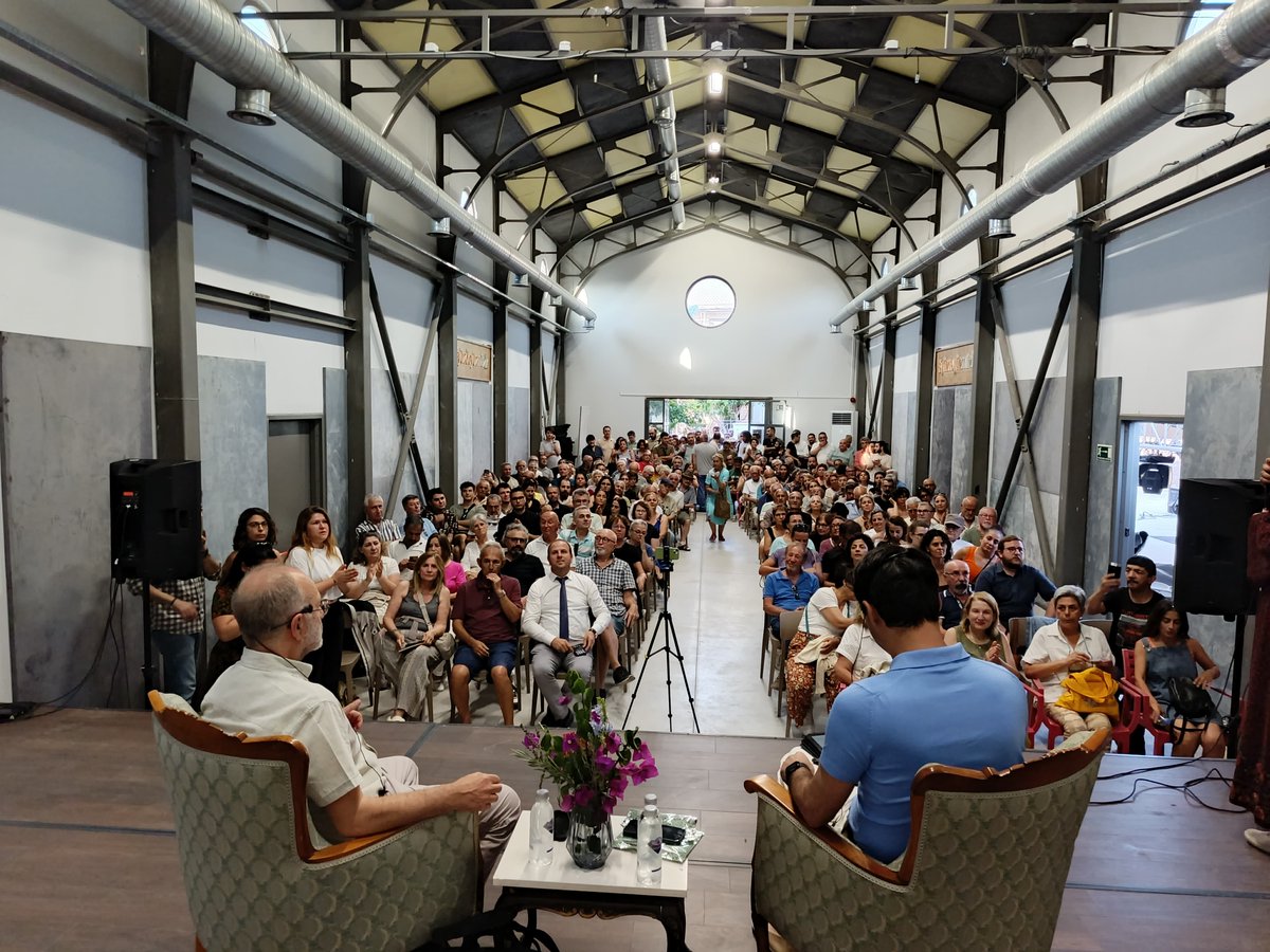 📌Urla'da "Cumhuriyet Meselesi" başlıklı söyleşi, TKP Genel Sekreteri Kemal Okuyan ve Gazeteci Barış Terkoğlu'nun katılımıyla başladı.

<a href="/IzmirTkp/">TKP İzmir</a>