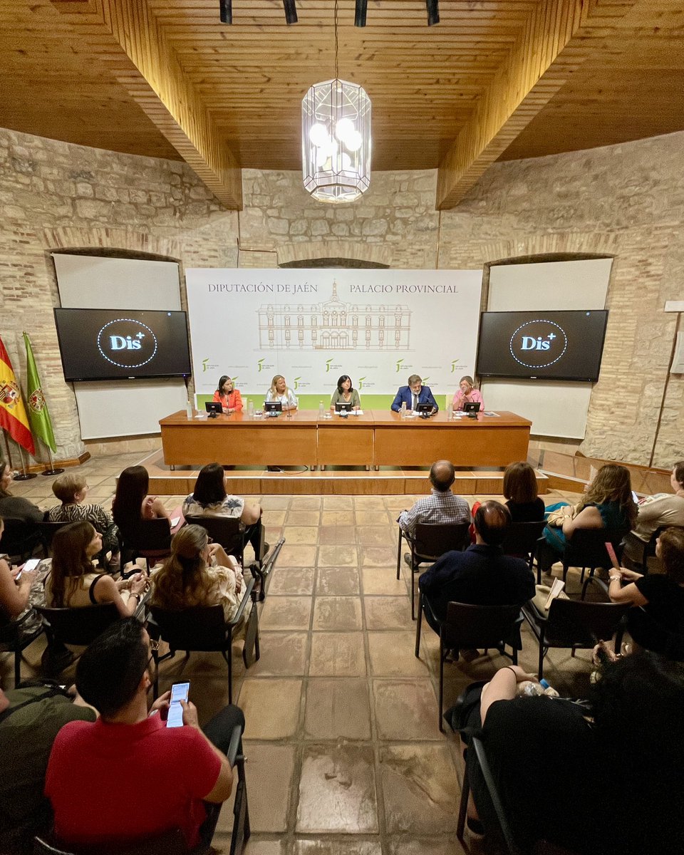 Diputación de Jaén (@dipujaen) on Twitter photo 💻 Diputación acoge la presentación de la web DIS+ que recoge información sobre enfermedades crónicas y discapacidad
🗣️ <a href="/PaquiMedinaTeba/">PAQUI MEDINA</a>
👉 <a href="/FundacionCRJ/">Fundación Caja Rural de Jaén</a>
👉 #ParkinsonJaén
👉 <a href="/AlcerJaen/">Alcer Jaén</a>
👉 <a href="/fejidif/">FEJIDIF</a>
Más en acortar.link/SnBD7d 💻 Diputación acoge la presentación de la web DIS+ que recoge información sobre enfermedades crónicas y discapacidad
🗣️ <a href="/PaquiMedinaTeba/">PAQUI MEDINA</a>
👉 <a href="/FundacionCRJ/">Fundación Caja Rural de Jaén</a>
👉 #ParkinsonJaén
👉 <a href="/AlcerJaen/">Alcer Jaén</a>
👉 <a href="/fejidif/">FEJIDIF</a>
Más en acortar.link/SnBD7d