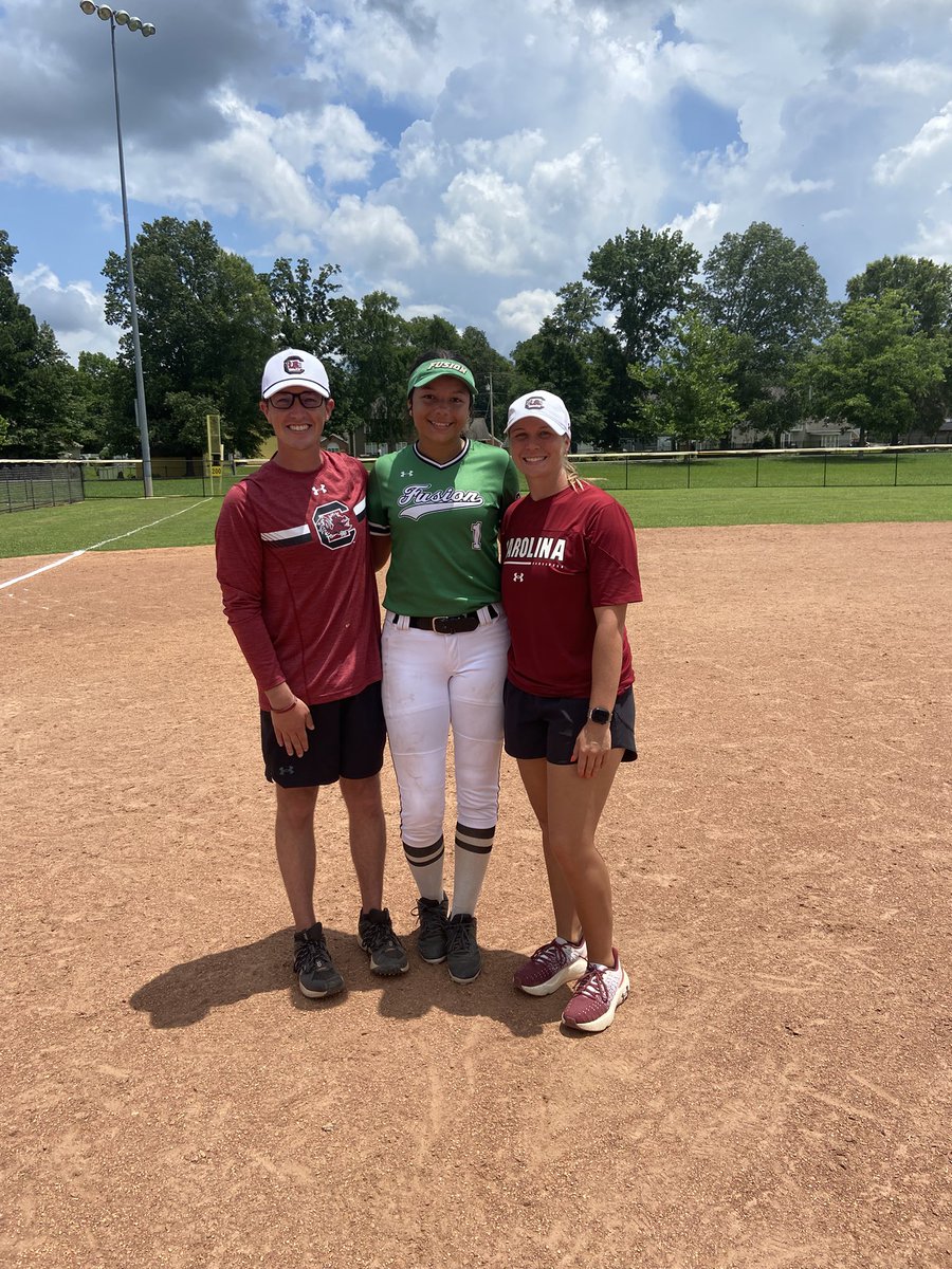 I had so much fun at the Carolina camp  last week! I learned so much from Coach Parsons and Coach Krupit not only about the physical but also mental game of softball! 
#gogamecocks
#gamecockssoftball