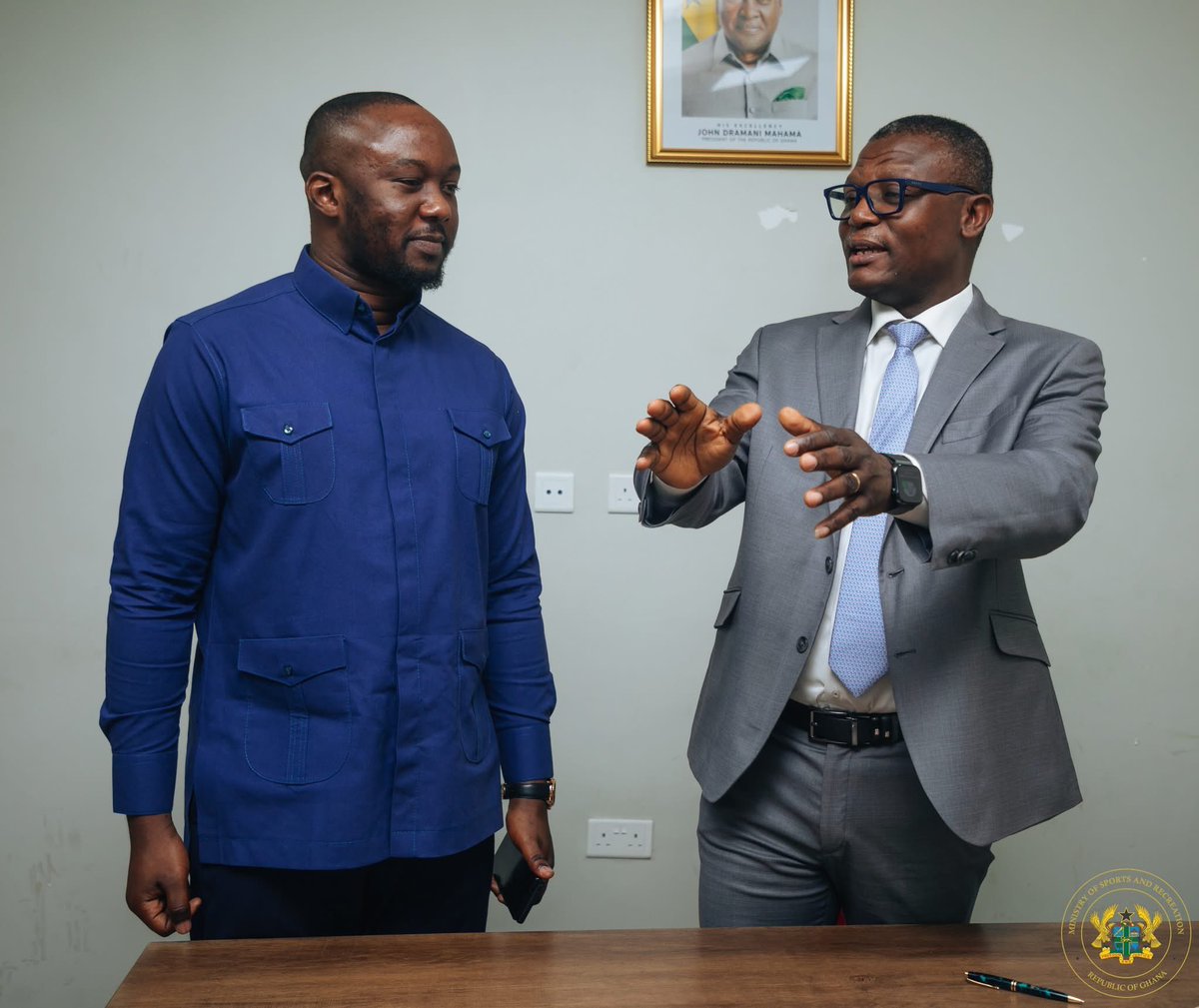 yeaghana's tweet image. CEO Malik Baisntale led the YEA to engage the Minister for Sports and Recreation, Hon. Kofi Iddle Adams, in a strategic meeting to advance the YEA PLAY ABROAD initiative — a key component of the Agency’s effort to promote sports-based job creation for Ghanaian youth.
#YEAGhana