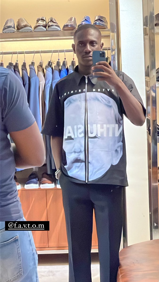 Favtom_Wears's tweet photo. There’s peace in looking this good😮💨⚡️
FAVTOM BOX SHIRT | ENT 2
Shop now : https://t.co/AQxp8kaIdj
#favtom #ジークアクス #OOTD #syleinspo https://t.co/T79YpzWD1y