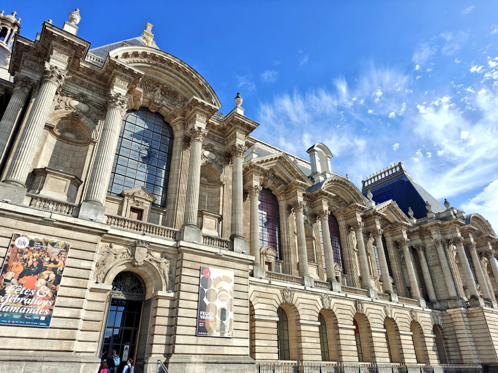 UEFrance's tweet photo. Soutien aux transitions verte &amp; numérique, inclusion sociale, santé, emploi...

👉 À Lille, en présence de Céline Gauer, l'évènement annuel #NextGenerationEU est l'occasion de faire le point sur les réalisations permises par le plan de relance européen en France 🇪🇺🇫🇷

#MakeItReal https://t.co/V32povCO93