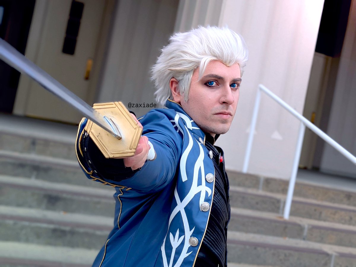Zaxiade_'s tweet photo. Incoming Vergil spam of my cosplay the next few days. For solo shots @arorea helped me take!
#vergil #undiscoveredrealmcon #dmc #devilmaycry #anime #netflix #cosplay #costume https://t.co/ErrVdrV2nh